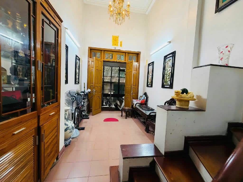 Bán nhà 5 tầng phố Trích Sài. diện tích 60m2, giá 28 tỷ 15992480