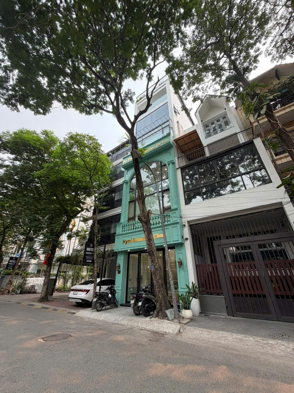 Bán nhà mặt phố Phạm Huy Thông, 7 tầng thang máy, kinh doanh, phố VIP, chỉ 49 tỷ 15992485