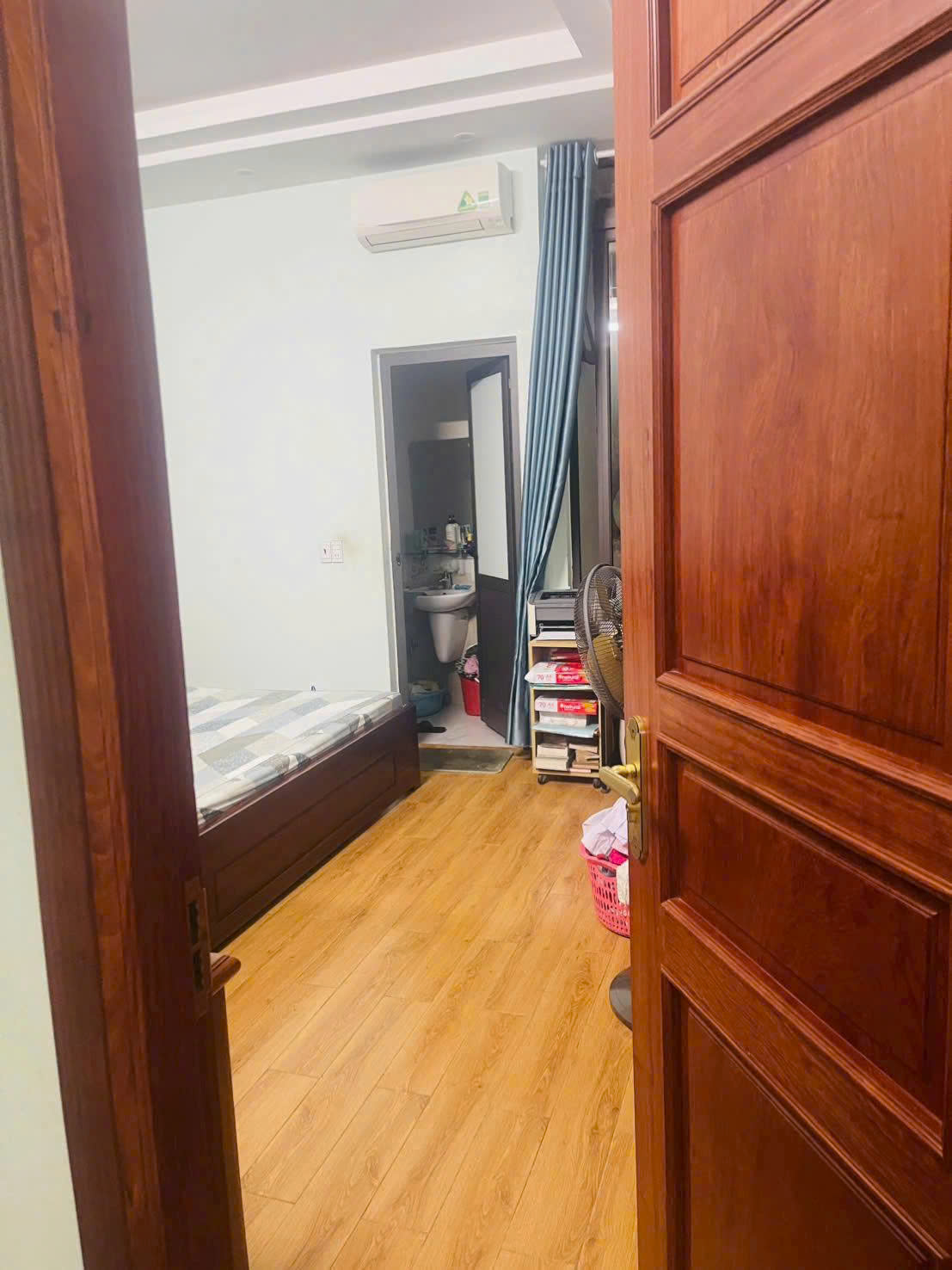 CHÍNH CHỦ BÁN NHÀ 3 TẦNG ,VỊ TRÍ ĐẸP, TRUNG TÂM MB ĐÔNG Á,ĐÔNG THỌ , TP THANH HÓA 15992489