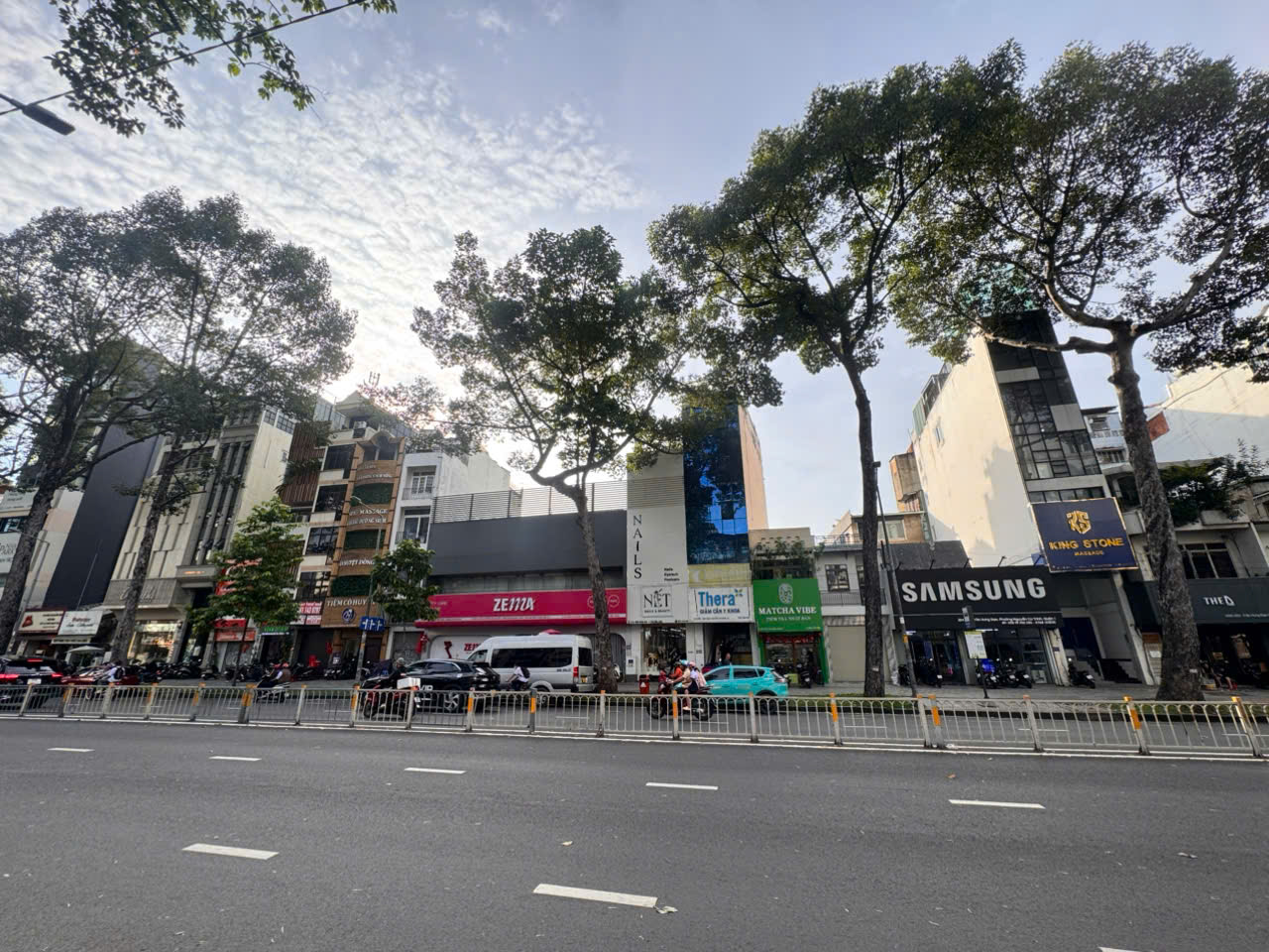 BÁN TÒA NHÀ 7 TẦNG CÓ HẦM ĐANG KINH DOANH MASAGE KING STONE - MẶT TIỀN Đ.TRẦN HƯNGB ĐẠO, QUẬN 1 - 15992501