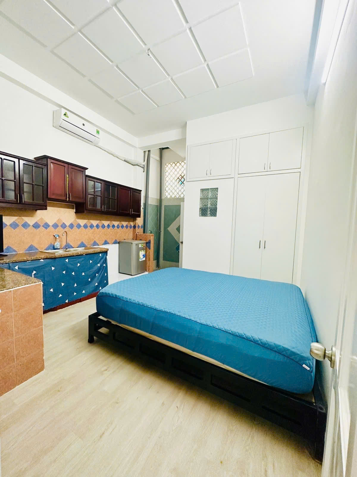 Bán Nhà Tân Bình - Hẻm Xe Hơi - 7 Phòng Cho Thuê - 63M - Nhỉnh 13 Tỷ
 15992527