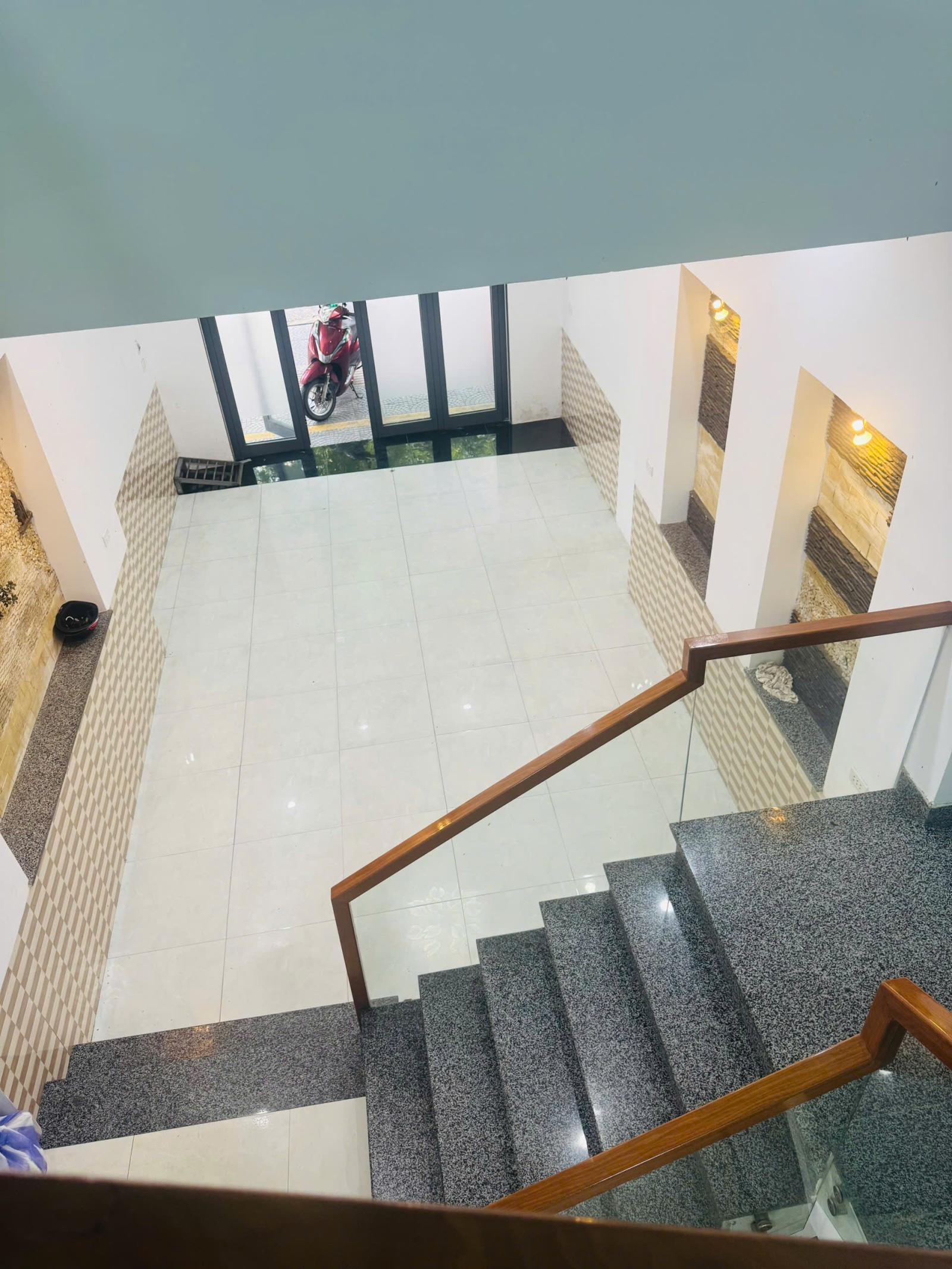 🔴💥Bán nhà 2 tầng đường Huỳnh Ngọc Huệ - Trục đường kinh doanh 15992533