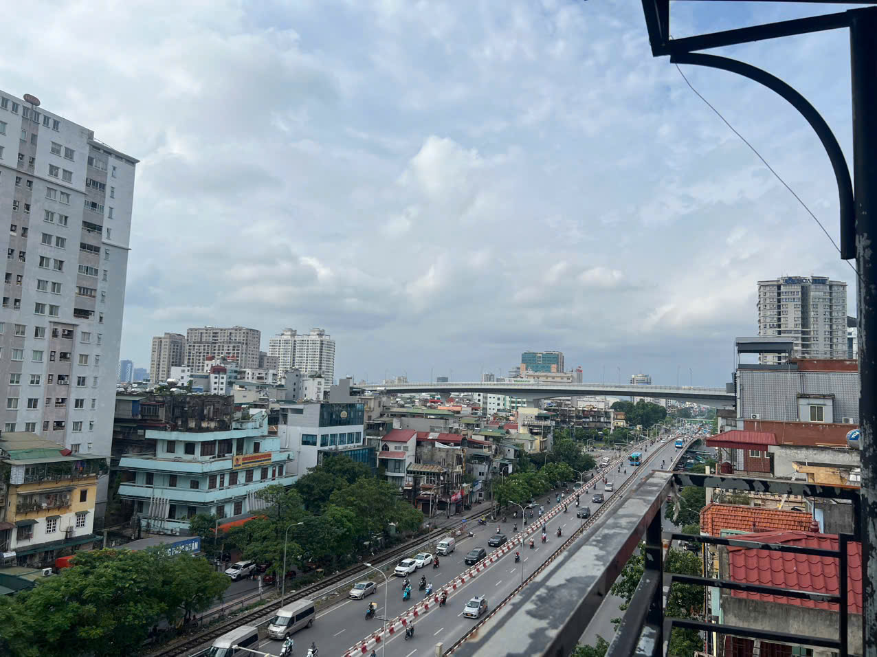 Cần cho thuê căn hộ rẻ mặt phố Giải Phóng chỉ từ 3 - 4 triệu/phòng 15992542