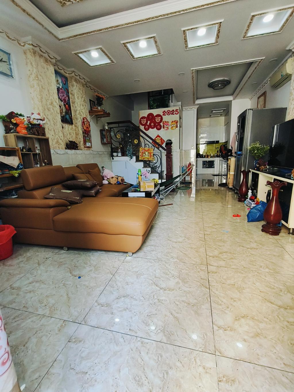 MẶT TIỀN ĐƯỜNG NỘI BỘ BÙI MINH
TRỰC Q8 - NGANG 4.5M- 4 TẦNG - TẶNG NỘI THẤT 15992547