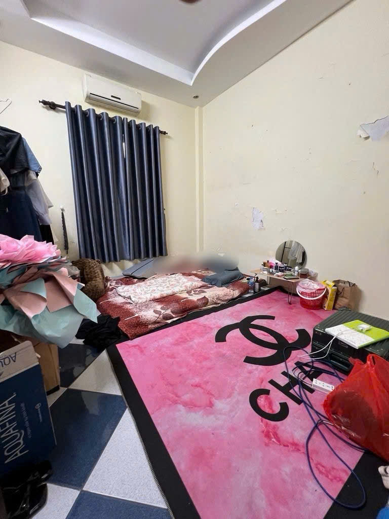 Cho thuê nhà nguyên căn ngõ 50 Mai Động, 45m2 x 4 tầng, 4PN, 12 Triệu vào ngay 15992565