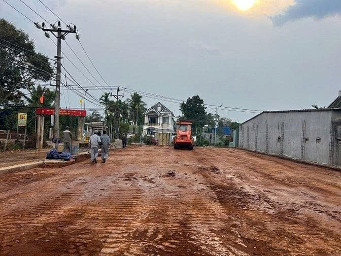 Cho thuê kho hai mặt tiền,diện tích 1200m2,  đường vành đai 14-26 tỉnh Đăk Lăk 15992589