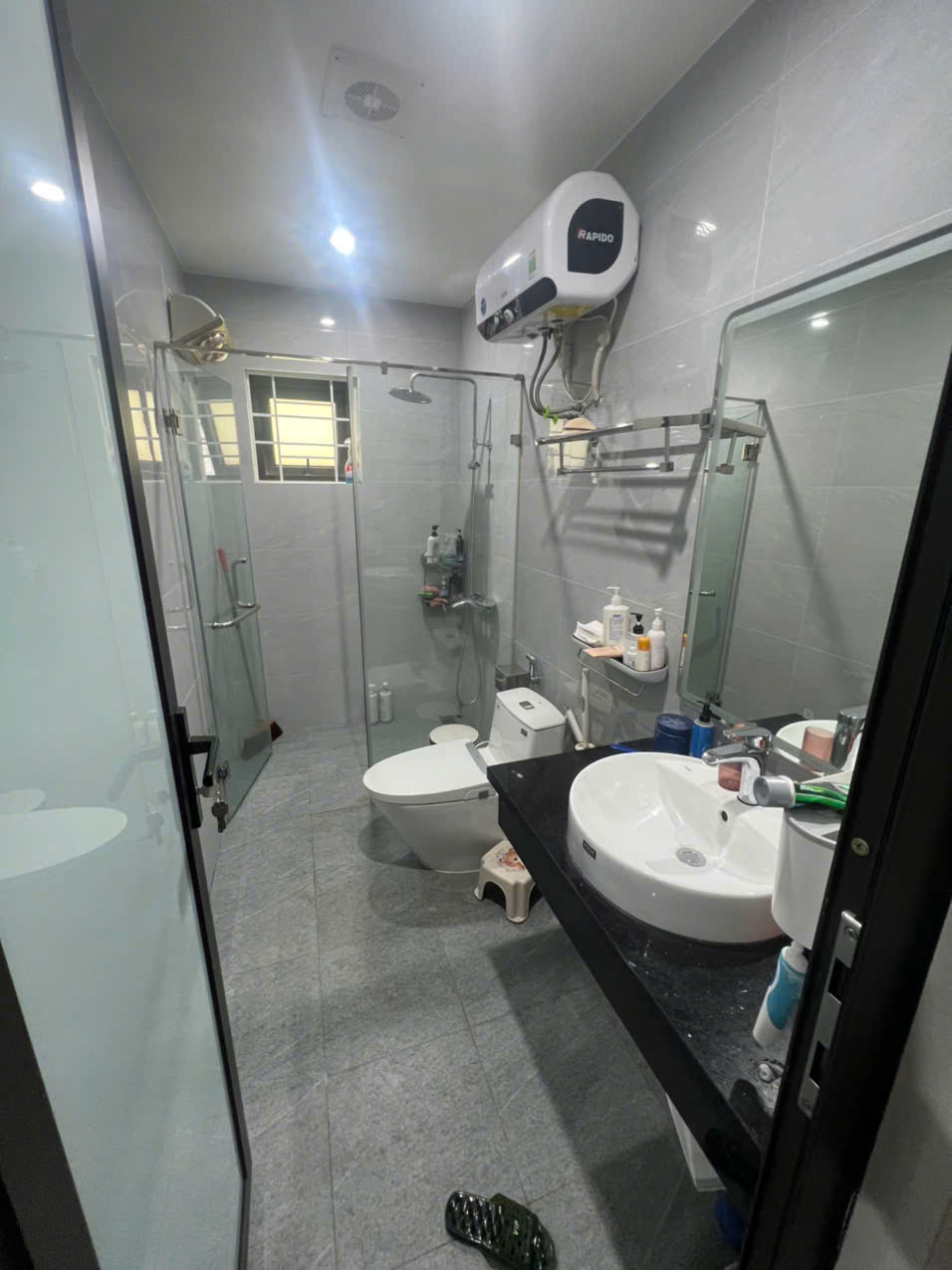 Bán gấp giá rẻ tập thể Ngọc Hồi sổ 17m/46m, tầng 3, 1.95 tỷ Thanh Trì.. 15992601