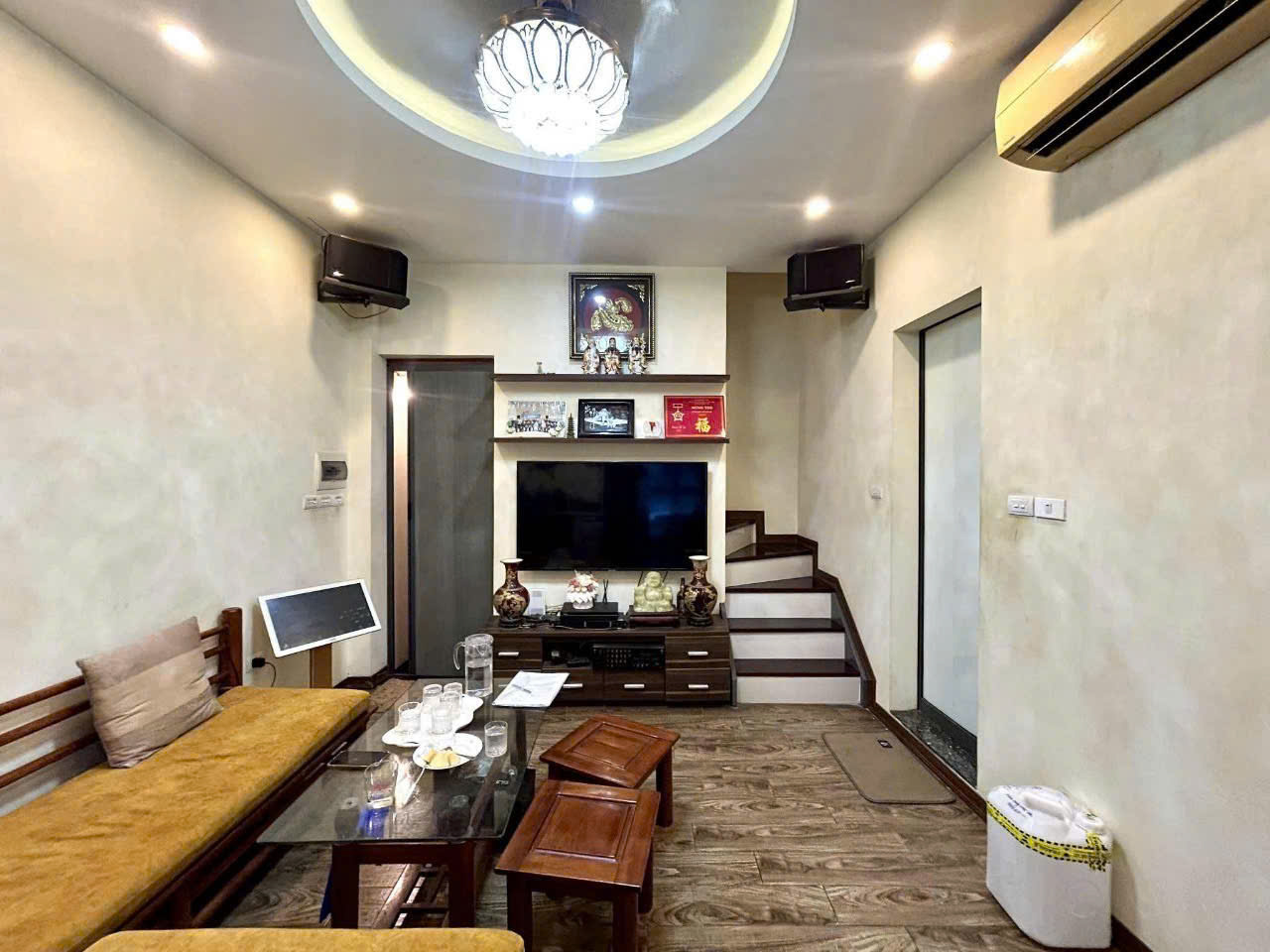 HIẾM NHÀ BẠCH MAI – Ô TÔ TRÁNH – 5 TẦNG – MT 4M – CHỈ 13 TỶ - lh 0326213286 15992622