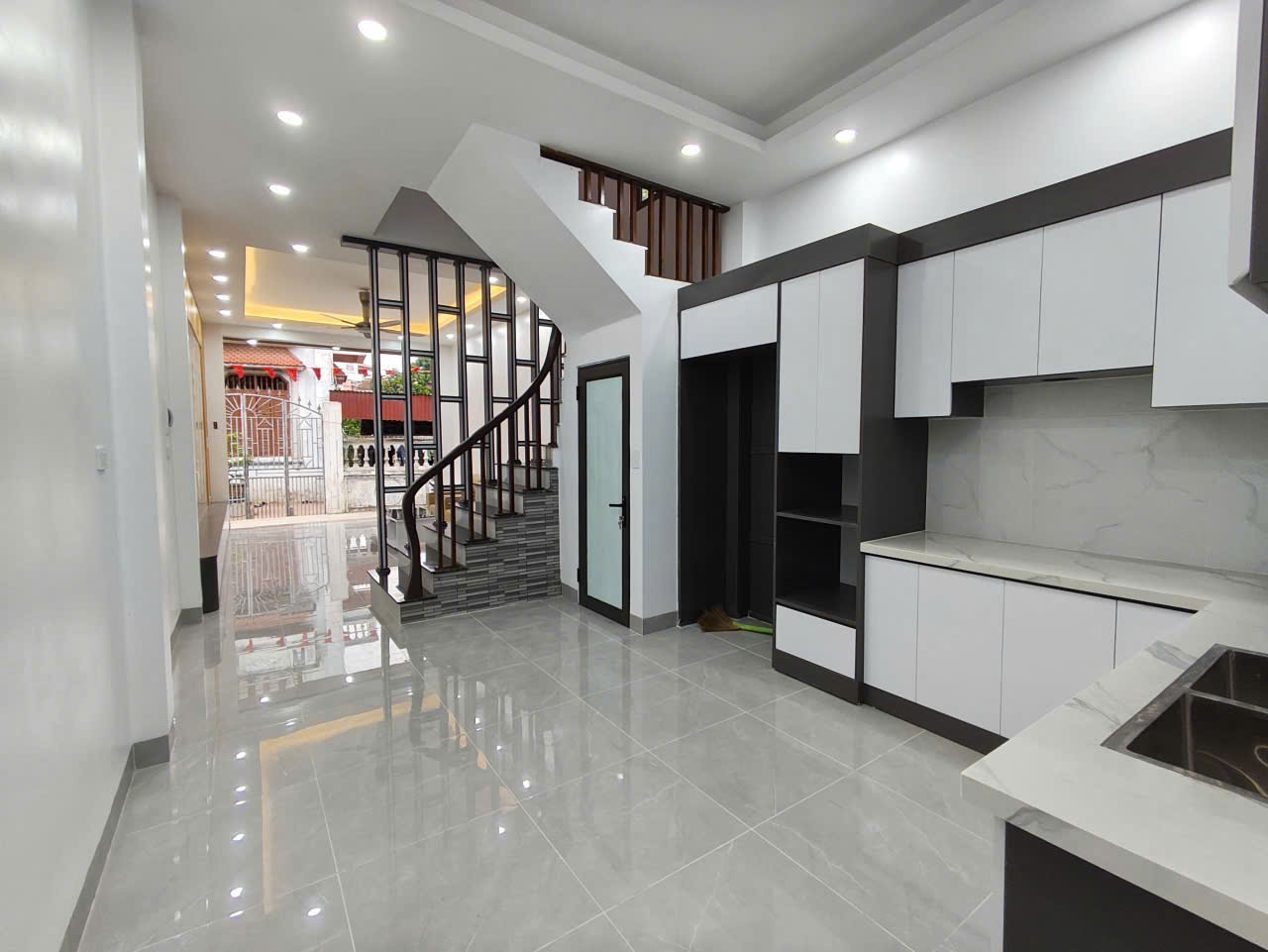 BÌNH HỒ – ĐÔNG MỸ – 50M² – 4T – LÔ GÓC – NHÀ MỚI- CẠNH KHU C THỂ THAO OLYMPIC 15992623