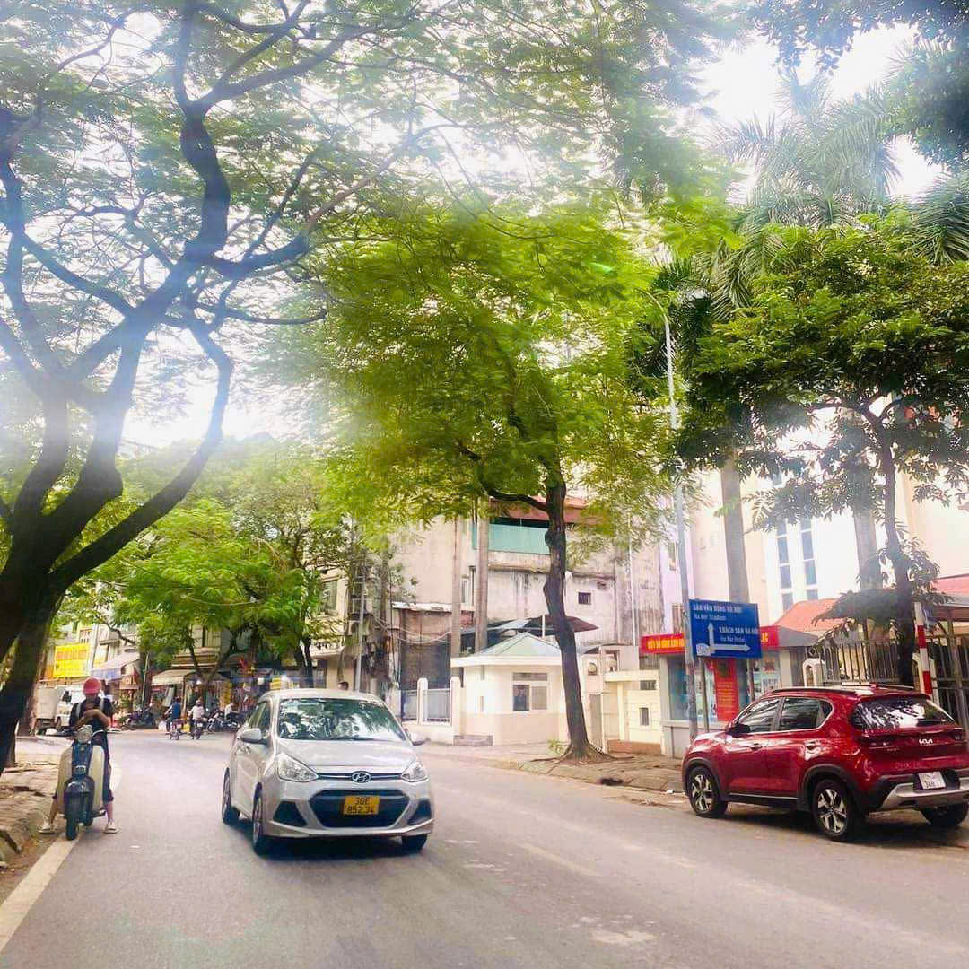 BÁN GẤP NHÀ HOÀNG HOA THÁM TT TÂY HỒ GIÁP DANH BA ĐÌNH Ô TÔ ĐỖ CỬA KD 60M X 3 TẦNG 18  TỶ
 15992676