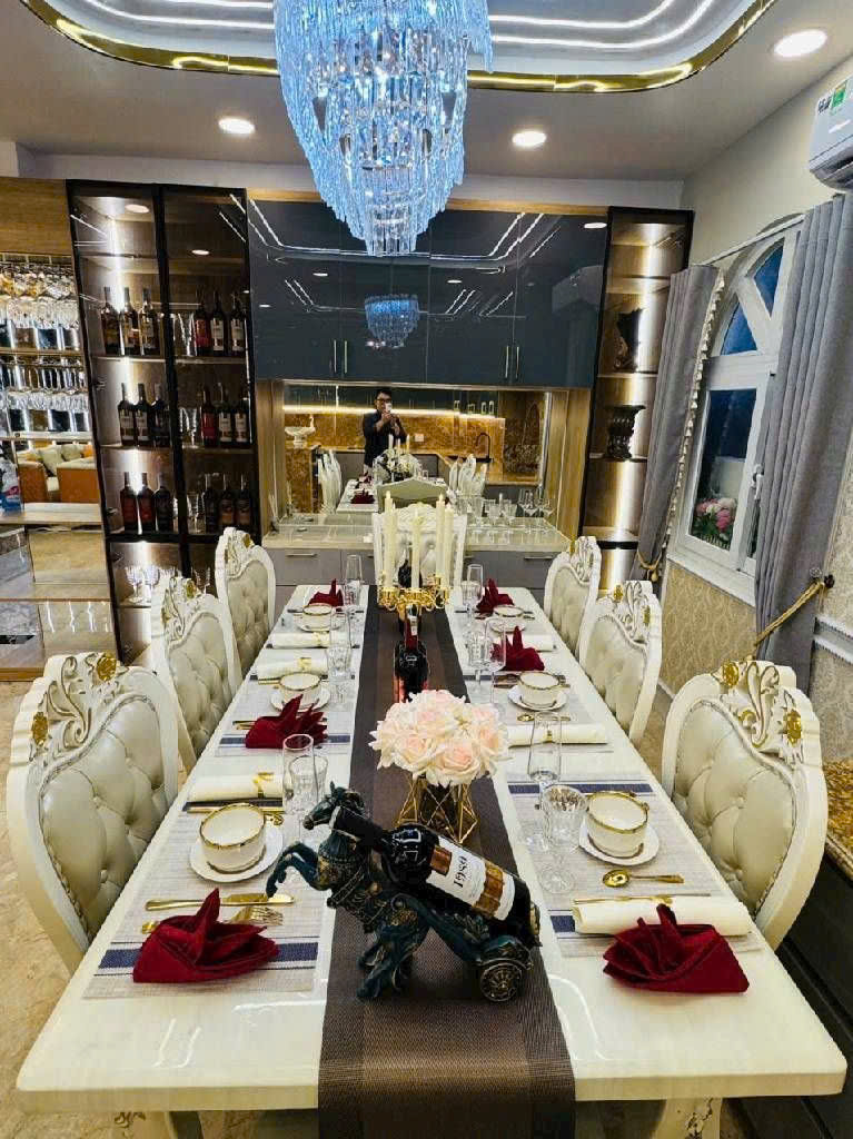 11 tỷ nhỉnh. TÂN BÌNH . Căn Biệt Thự mini . Hẻm ôtô ,sát chợ 15992679