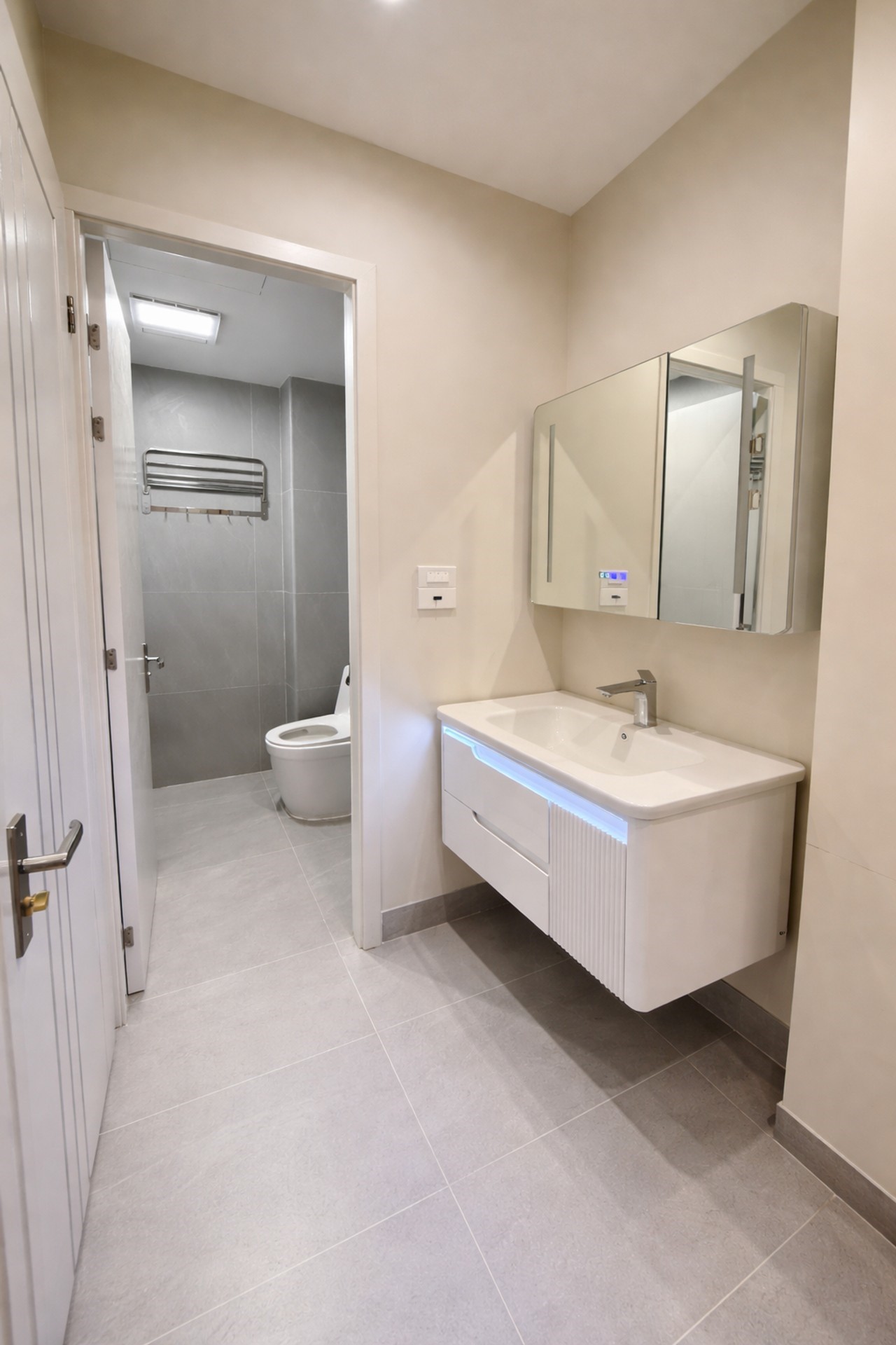 NHÀ GẦN PHỐ CÁT LINH_10M RA PHỐ & Ô TÔ_NGÕ THÔNG_31m2 x 5T_FULL NỘI THẤT XỊN, hơn 8 tỷ 15992700