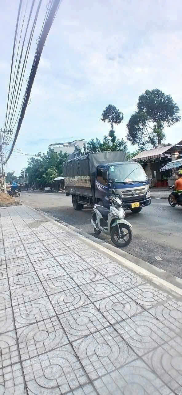 GÓC 2 MẶT TIỀN HÓC MÔN – ĐỐI DIỆN TRƯỜNG TAM ĐÔNG – DÒNG TIỀN SẴN 15992736