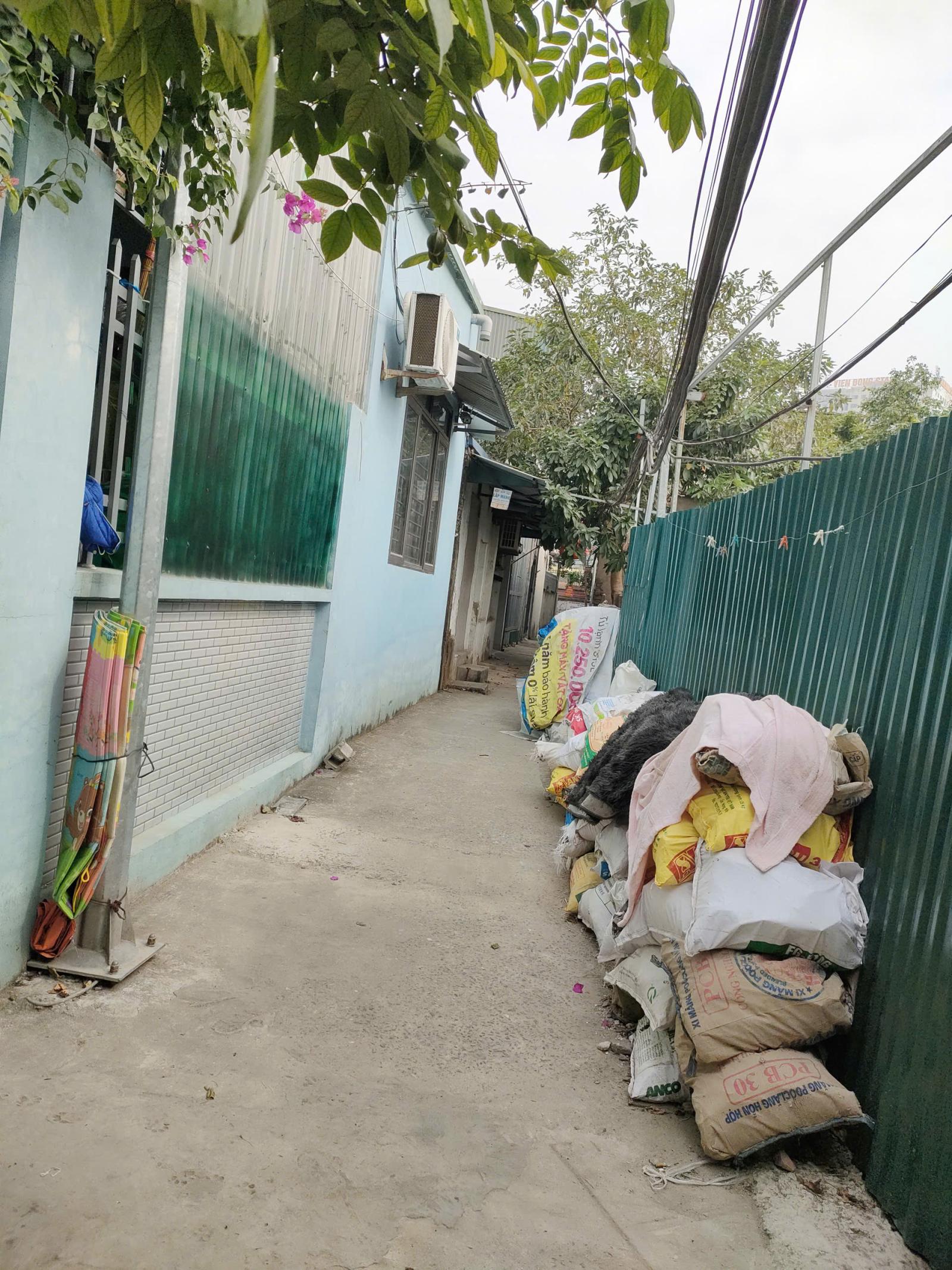 Bán gấp giá rẻ Giải Phóng 63m, cấp 4, mặt tiền 4m, 950 triệu Hoàng Mai. 15992753