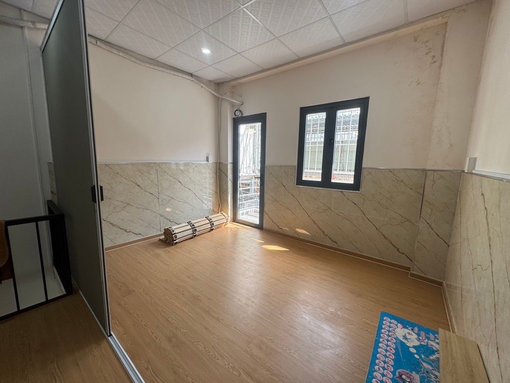 KHU VIP BÌNH THẠNH - HÀNG XÓM LANDMARK - GIÁP Q1 - 30m2 - HẺM 3G - NHĨNH 4TỶ 15992821