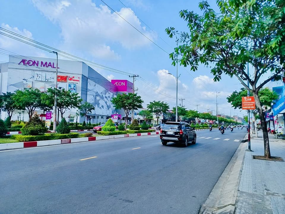 MẶT TIỀN KINH DOANH NGAY AEON MALL – 70M – 4 TẦNG BTCT – 4PN – CHỈ 9.X TỶ 15993105