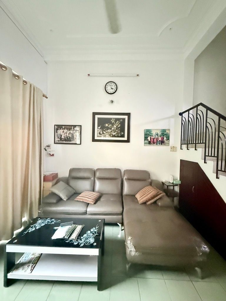 Hẻm xe hơi, cmt8 gần ngã 4 bảy hiền, 48m2 tóp hậu, 3 tầng giá 8tỷ nhỉnh nhẹ. 15993111