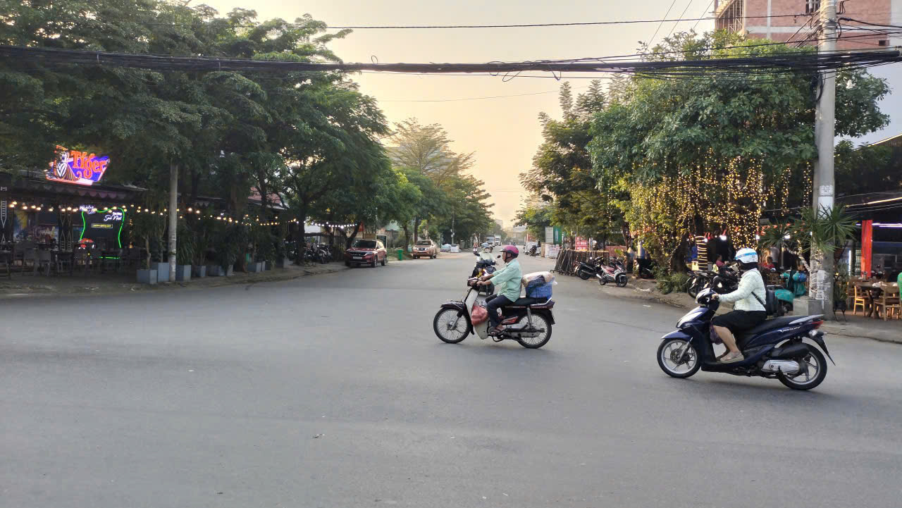 🔴💥HÀNG ĐỘC - Bán lô đất đường 10.5 Nguyễn Chánh - DT 245m2 15993115