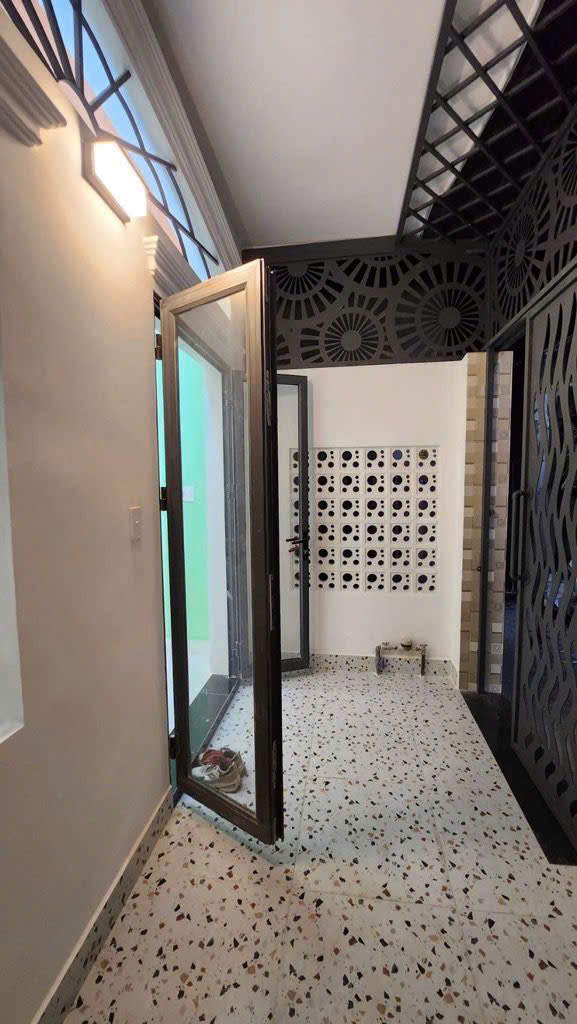 NHÀ CÓ LỘC 61,6M2 – Ở YÊN ỔN, KINH DOANH TỐT, GIÁ 6,16 TỶ 15993168