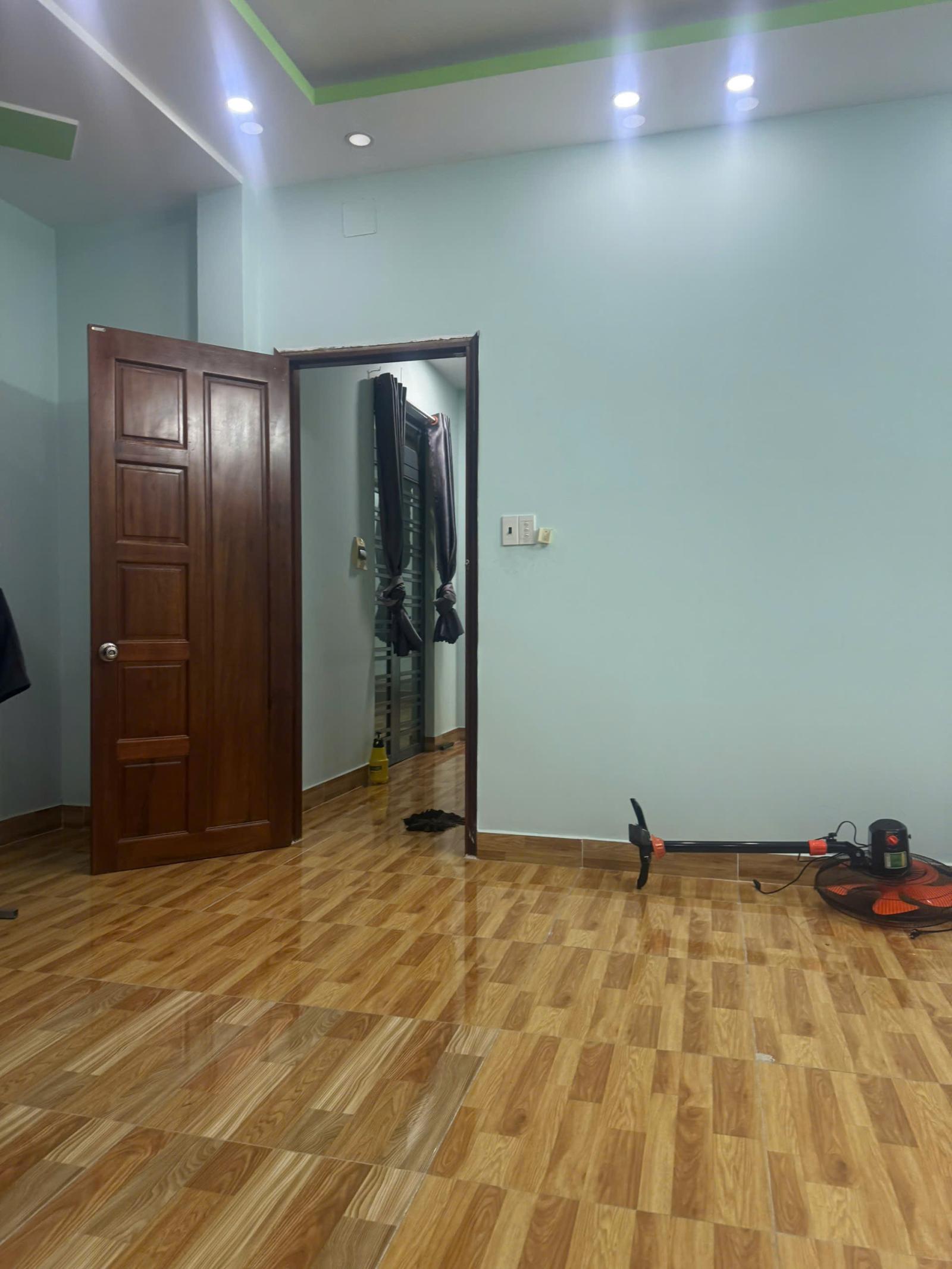 Bán nhà ngõ 15B Bến Nghé Q.1: 72m2 x 4 tầng - 4PN, sổ hồng trao tay, giá 5.8 tỷ - Cơ hội an cư lý 15993174