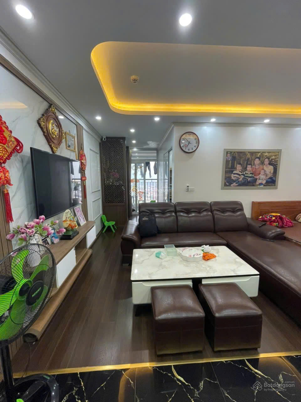 Bán căn hộ chung cư tầng cao, view đẹp, full đồ 15993180