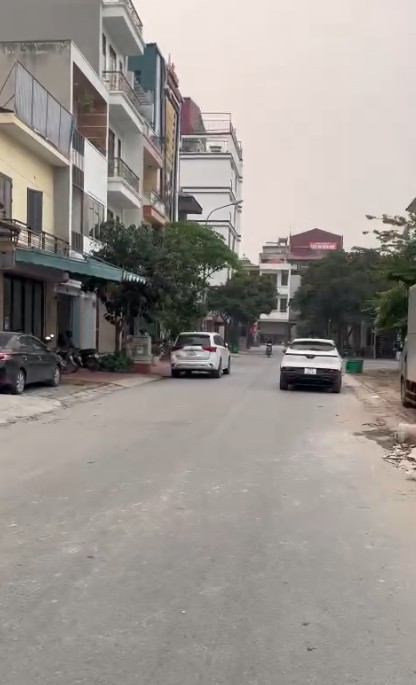 Bán nhà 5 tầng - Khu công nghiệp Hà Nam - Full nội thất - Đường rộng, ô tô vào tận cửa 15993187