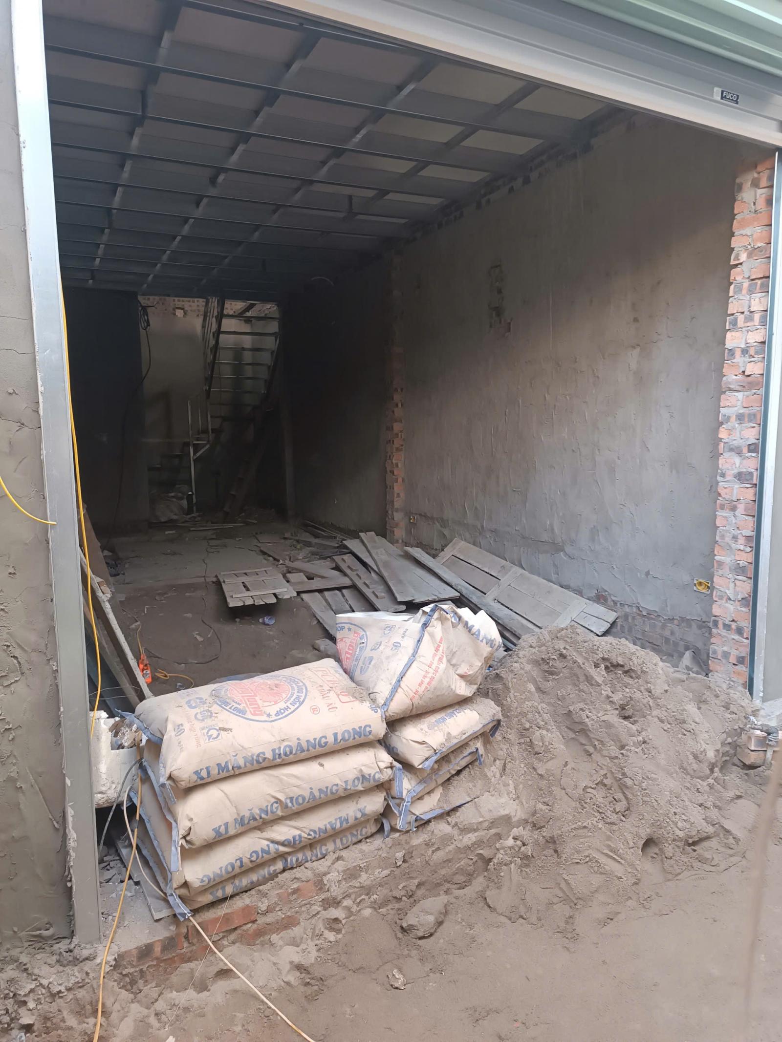 Chính chủ bán nhà 2 tầng 36m phố Bùi Huy Bích, ô tô đỗ cửa, ngay đường lớn 15993190