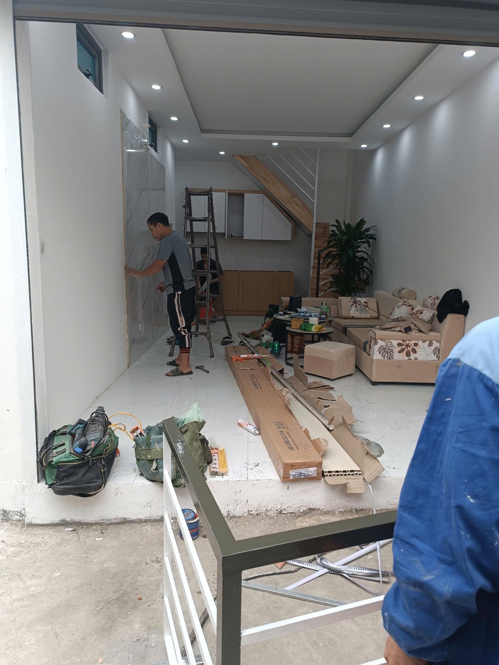 Chính chủ bán nhà 2 tầng 36m phố Bùi Huy Bích, ô tô đỗ cửa, ngay đường lớn 15993190