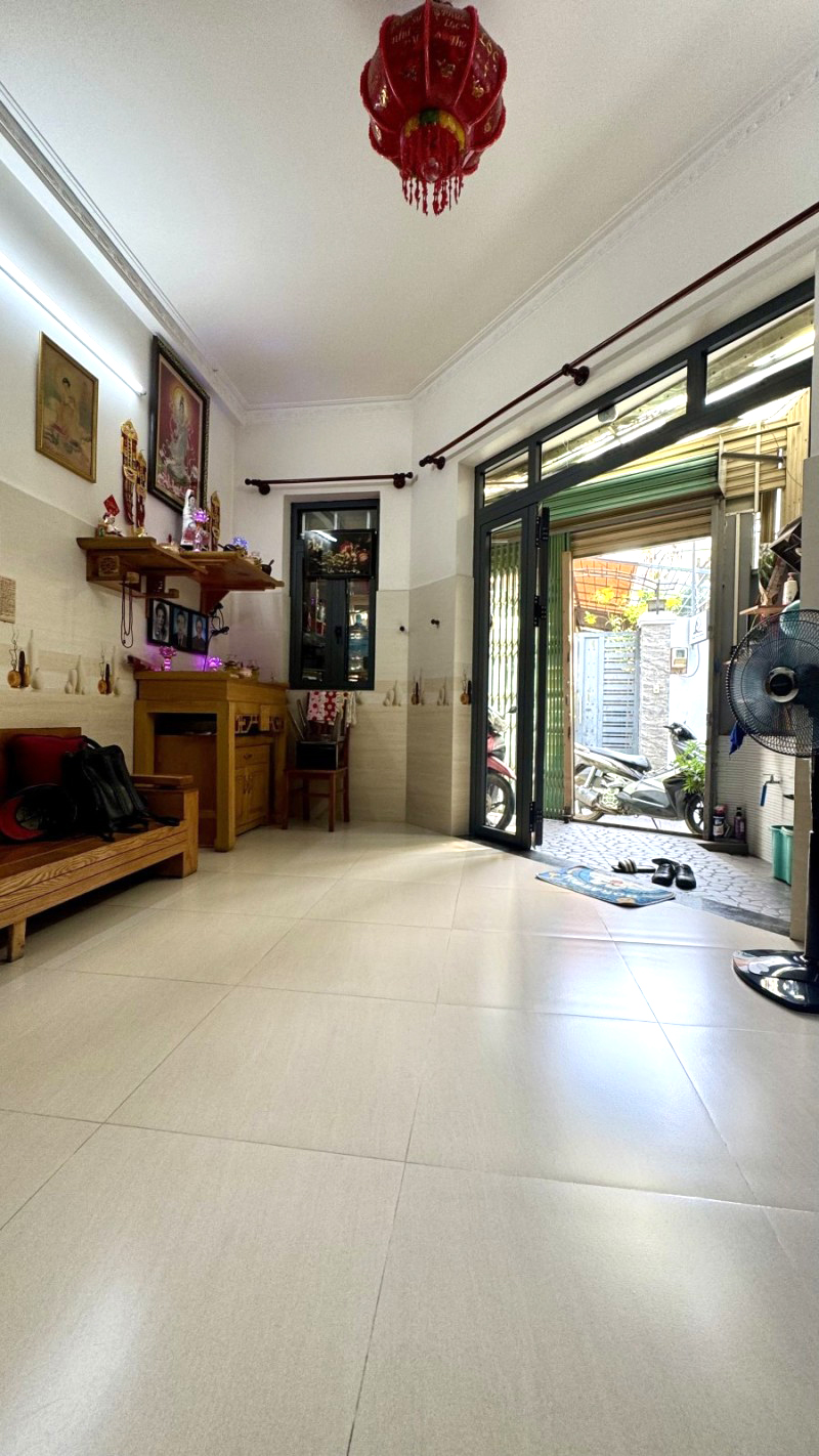 Nhà Giá Tốt Thủ Đức – 58M² Góc 2 Mặt Thoáng – Hẻm Thông – Gần Vincom – Dọn Vào Ở Ngay 15993198