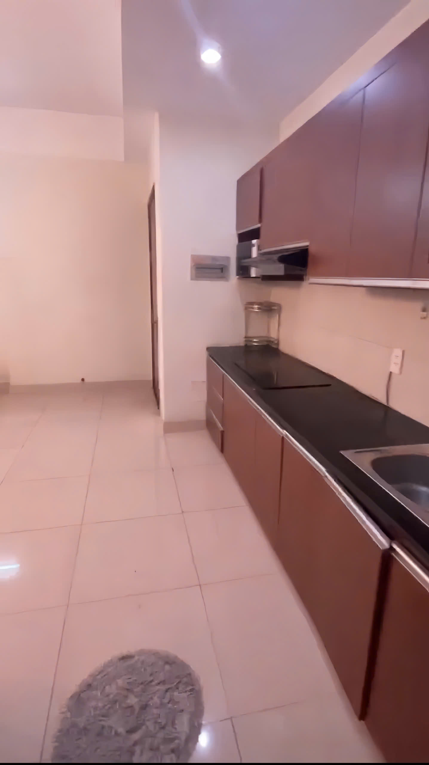 CẦN SHARE GẤP 1PN TRONG CHUNG CƯ ÂU CƠ, TP HCM 3PN, 2WC, cho NỮ 15993224