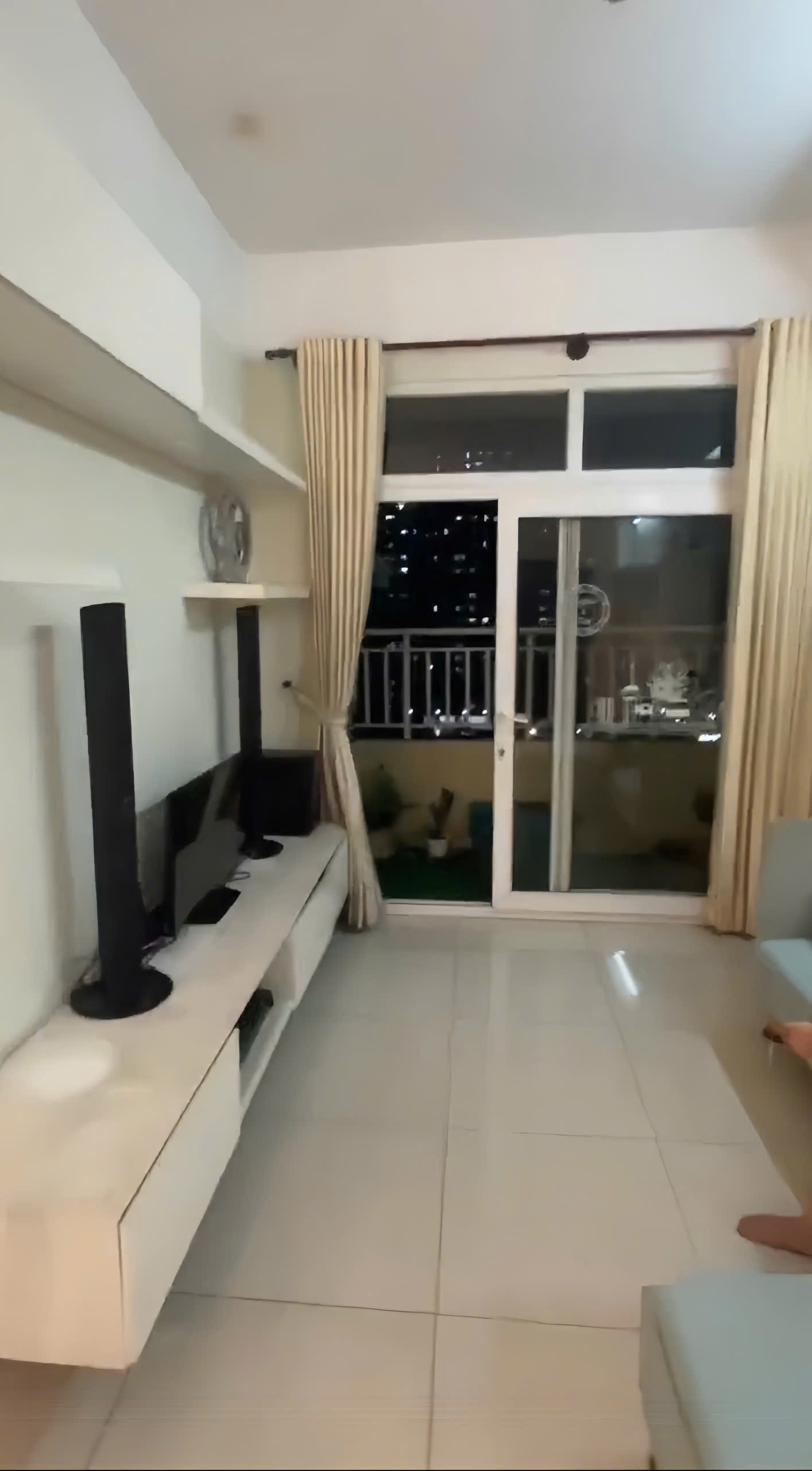 CẦN SHARE GẤP 1PN TRONG CHUNG CƯ ÂU CƠ, TP HCM 3PN, 2WC, cho NỮ 15993224