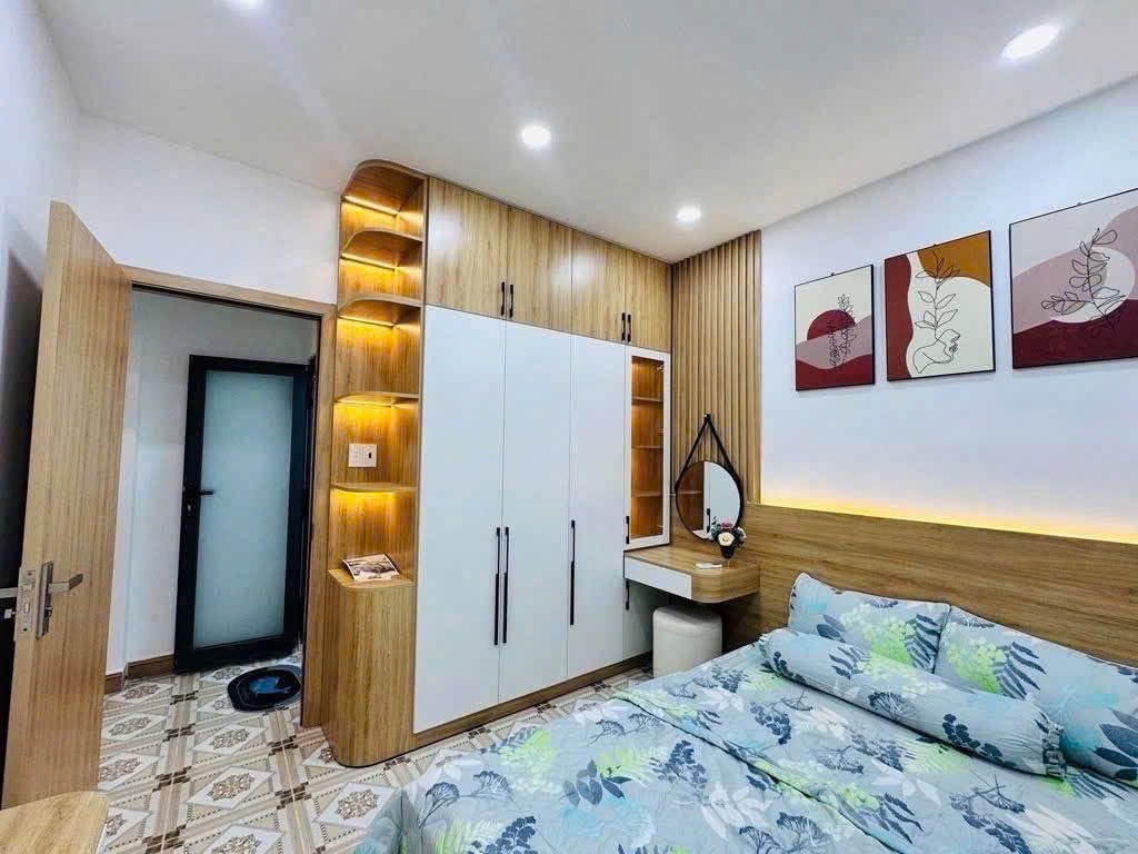 Bán NHÀ NGANG 7M -NGAY CÔNG VIÊN LÀNG HOA GÒ VẤP 15993242