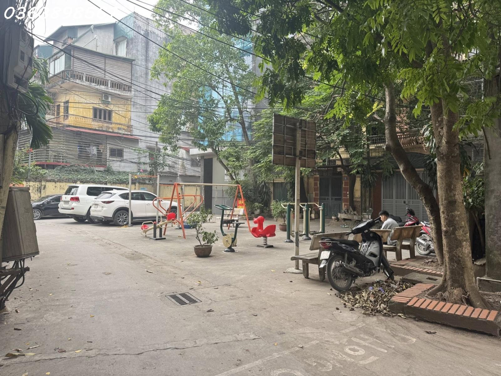 Siêu hiếm, bán đất phố Khuất Duy Tiến 40m, mặt tiền, 3.7m, 12.9 tỷ 15993252