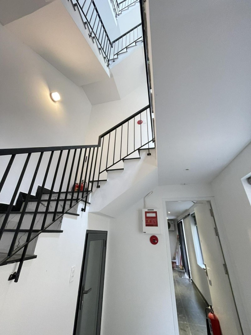 Tòa căn hộ góc kiệt ô tô Hoàng Diệu 61m2 4 tầng giá 8.8 tỷ Hải Châu 15993255