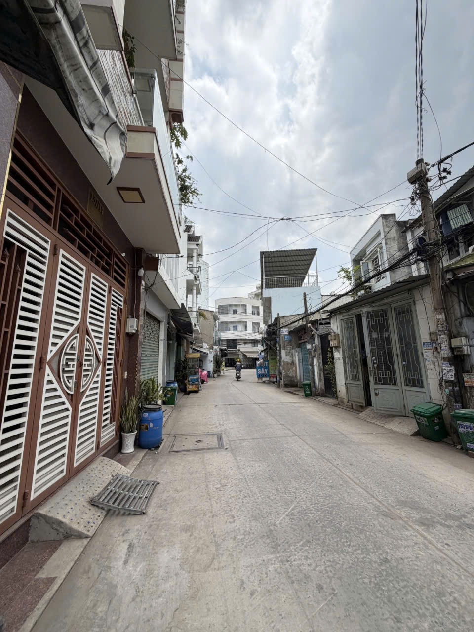 Siêu Phẩm hẻm 6m thông KD Đ số 11 BHH gần chợ 26/3 khu VIP nhà lầu 58m2-2 tầng 5 tỷ 2 15993257