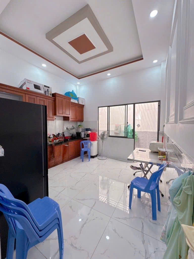 NHÀ 4 TẦNG, VÀO Ở NGAY, KHU VIP LÊ VĂN QUỚI, FULL NỘI THẤT Ở NGAY, BTCT 5 TẦNG, NHỈNH 6 TỶ 15993260