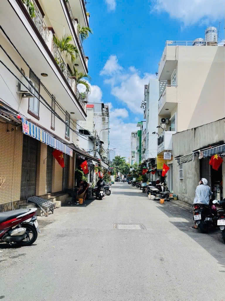 NHÀ 4 TẦNG, VÀO Ở NGAY, KHU VIP LÊ VĂN QUỚI, FULL NỘI THẤT Ở NGAY, BTCT 5 TẦNG, NHỈNH 6 TỶ 15993260