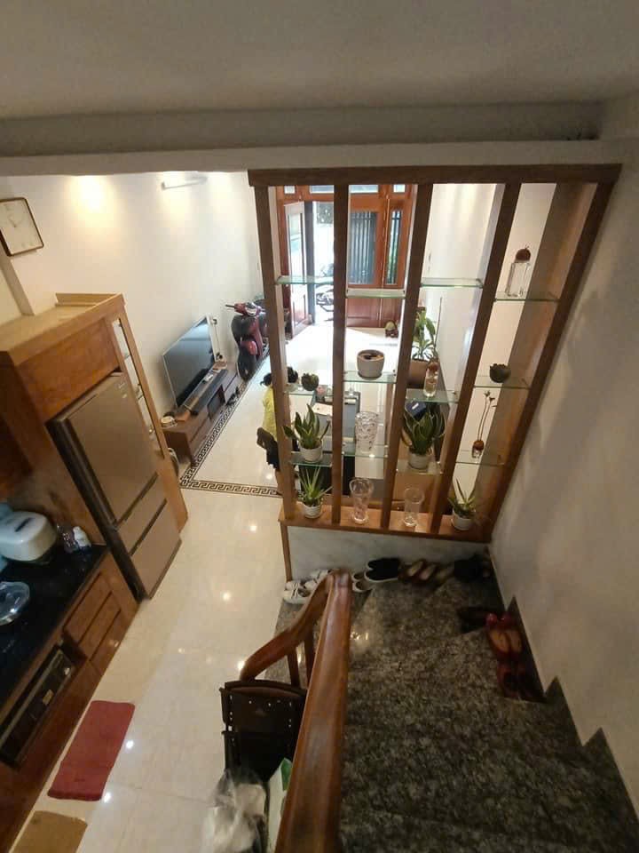 🏡 NHÀ DÂN XÂY ĐỘC LẬP – LÔ GÓC 2 THOÁNG – Ô TÔ VÀO NHÀ – THẠCH BÀN LONG BIÊN
 15993276