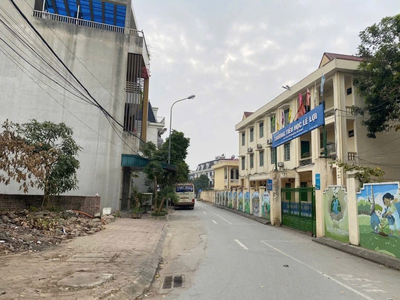 Đất gần Quốc Lộ 21, khu vực trung tâm Hòa Lạc. Phù hợp xây trọ, đầu tư sinh lời, kết nối Metro 12 15993290