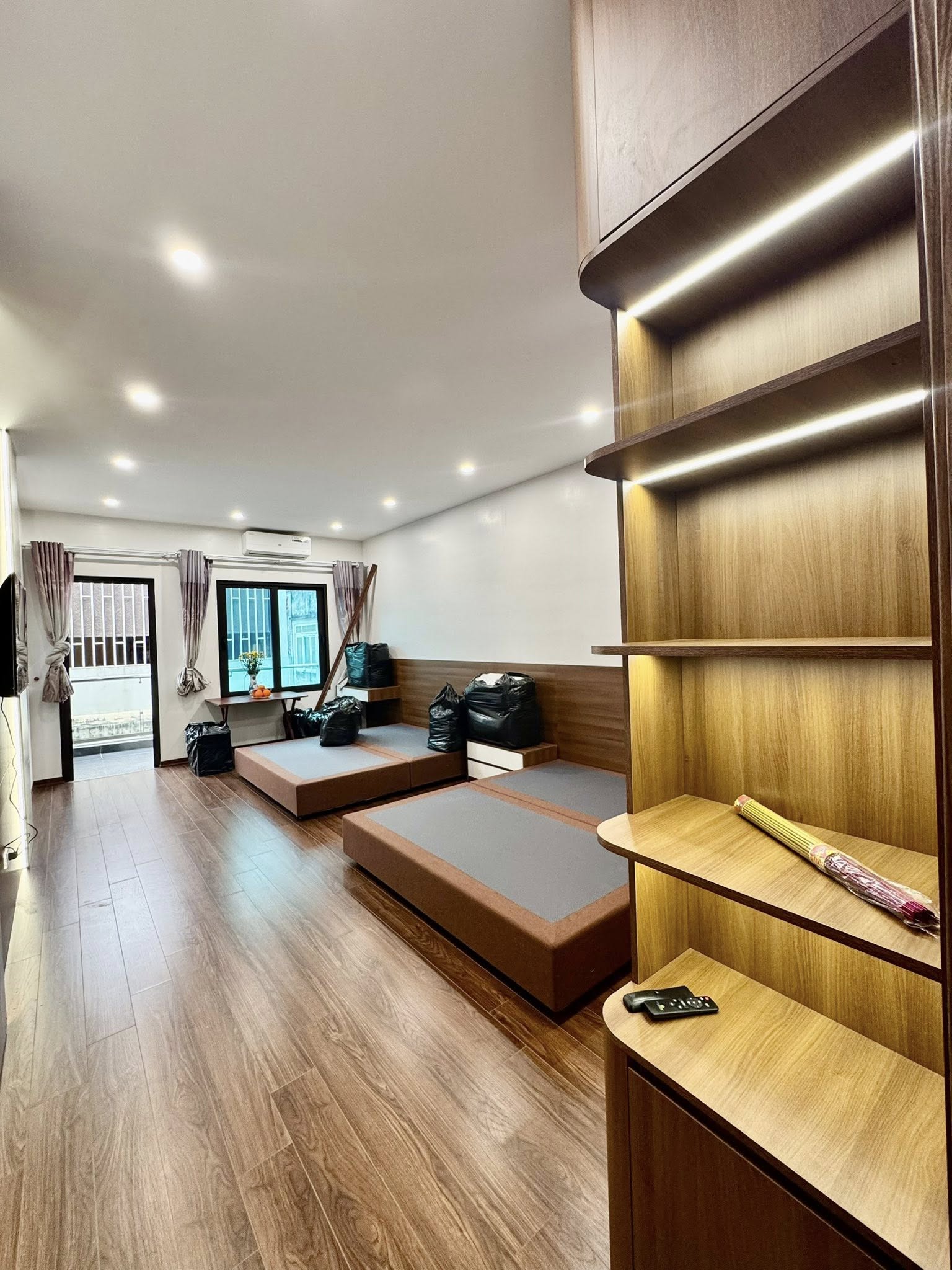 THỤY KHUÊ BA BƯỚC RA PHỐ - VIEW HỒ TÂY - THANG MÁY - MÔ HÌNH HOMESTAY THEO NGÀY - DOANH THU KHỦNG 15993306