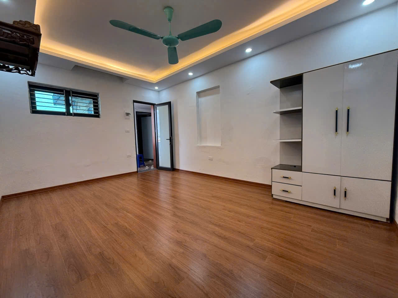 Bán gấp căn hộ Tập thể - Nguyên Khê - Thị trấn Đông Anh - HN 15993311