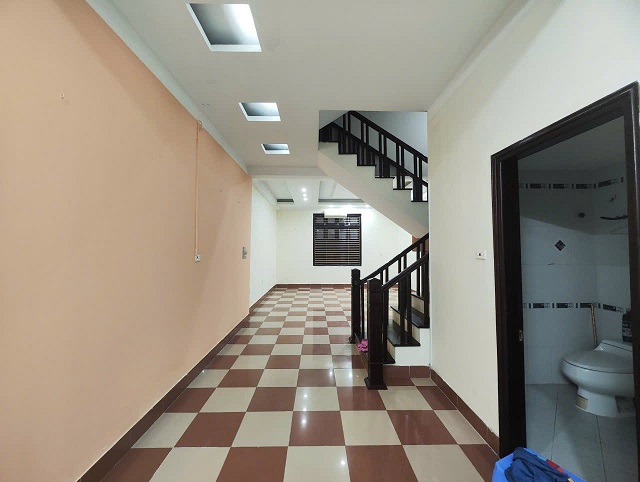 Gia đình cho thuê nhà số 39 ngõ 402 phường Bạch Mai. 15993319