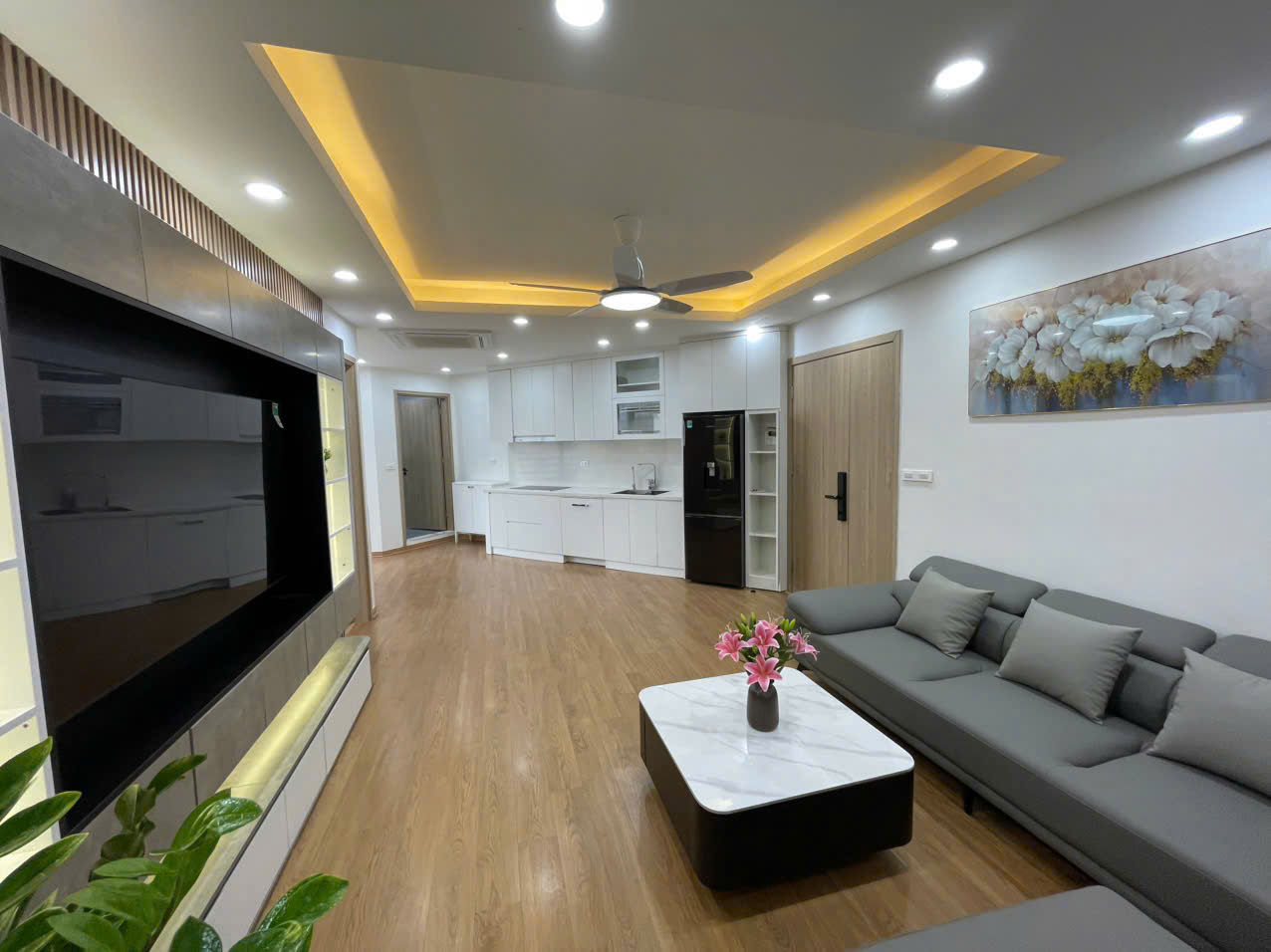 ANH HỌ NHỜ BÁN CĂN HỘ CHÍNH CHỦ TẦNG TRUNG – TRỤC 04 - NO 9B BÁN ĐẢO LINH ĐÀM
 15993326