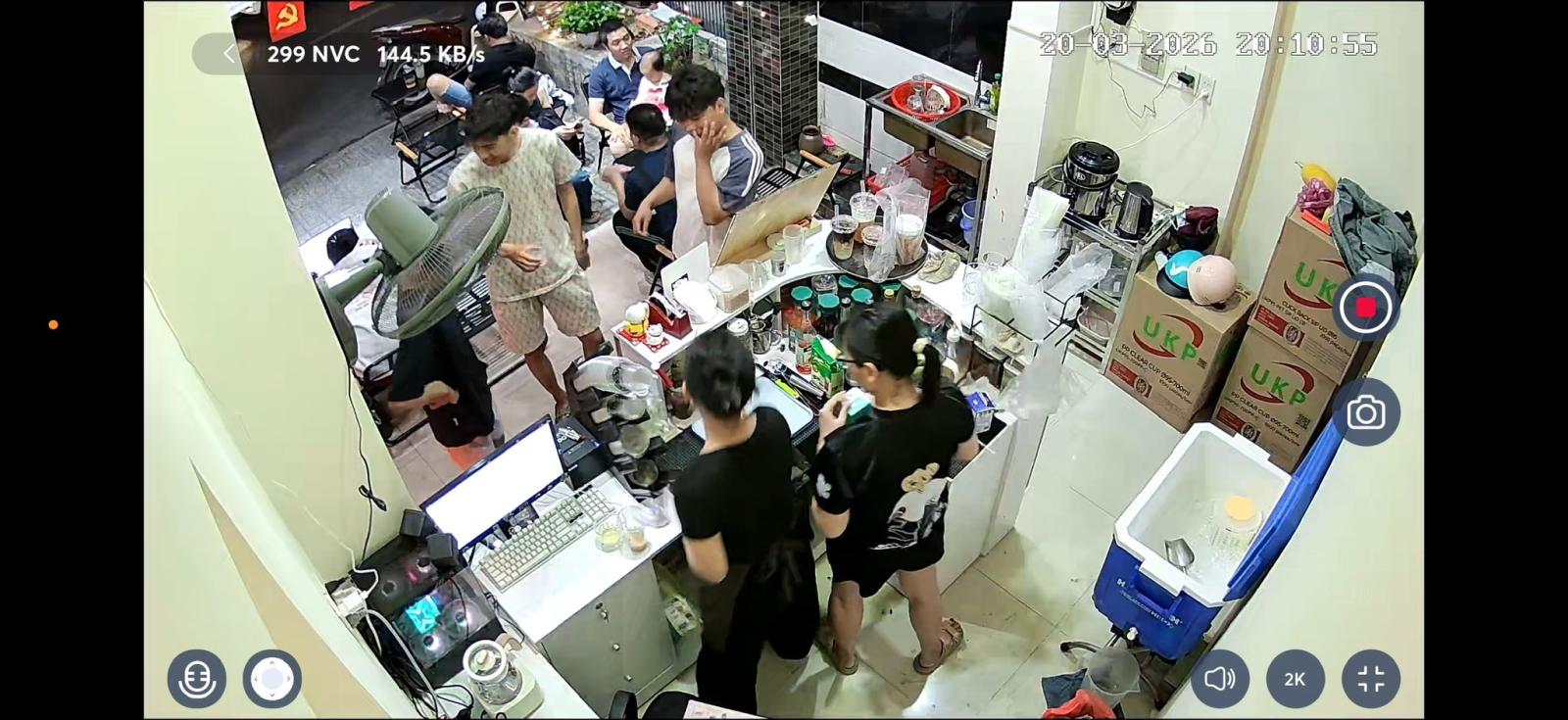 Do bận công việc quản lí 2 clb bida mình cần sang lại quán Cafe. 15993335