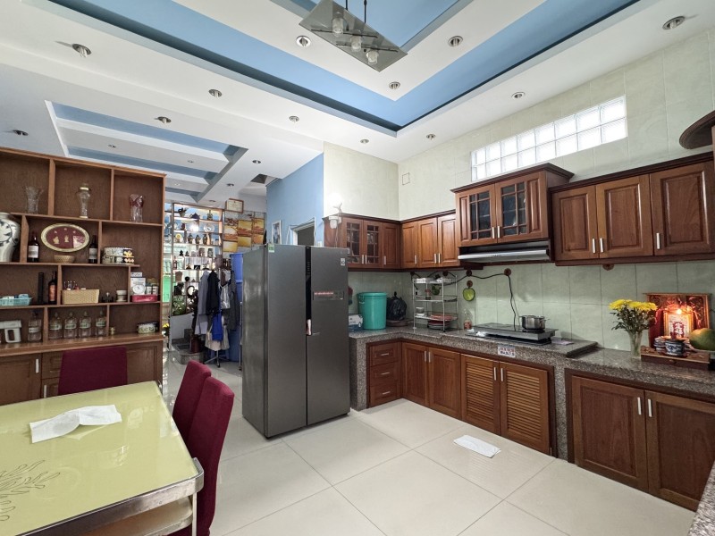 Bán nhà 3 tầng khu VIP bên sông Hiệp Bình Chánh Thủ Đức - 105m2  - Gần Gigamall - 10.45 Tỷ 15993369