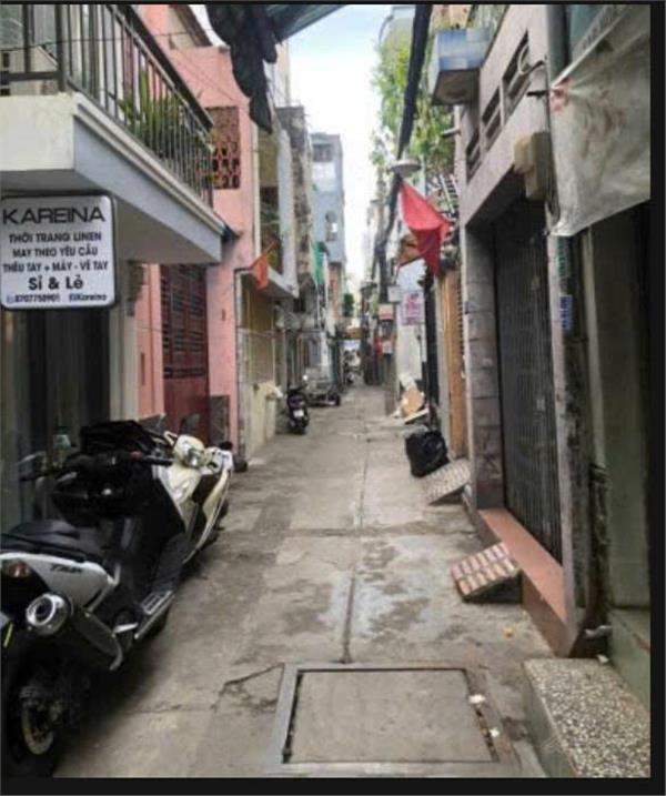 cho thuê nhà số 414/28 CMT8, P11, Q3 (hẻm thông 3m đối diện chợ Hòa Hưng cách 40m). 15993375