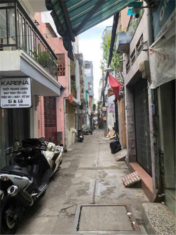 cho thuê nhà số 414/28 CMT8, P11, Q3 (hẻm thông 3m đối diện chợ Hòa Hưng cách 40m). 15993375