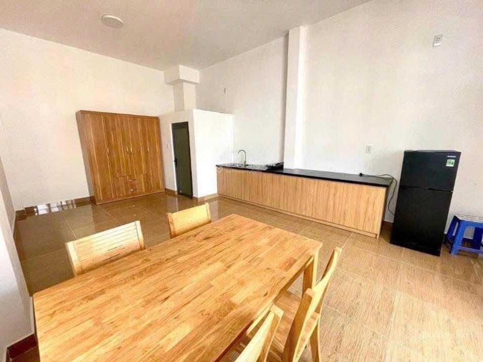 Bán gấp CHDV 6x26m ngay Phường 16. Thu nhập ~50tr/tháng, hẻm nhựa đẹp, nhà mới xây, full nội tthất! 15993380