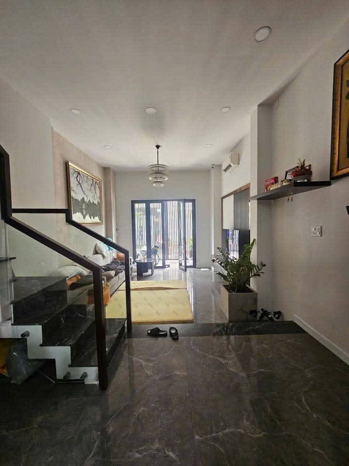 Ngộp Hòa Bình - KHu Tô Hiệu 64m2 - HXH 7m THông - 3 tầng 15993387