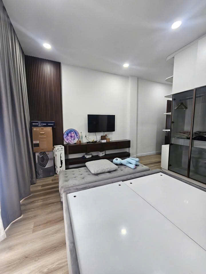 Ngộp Hòa Bình - KHu Tô Hiệu 64m2 - HXH 7m THông - 3 tầng 15993389